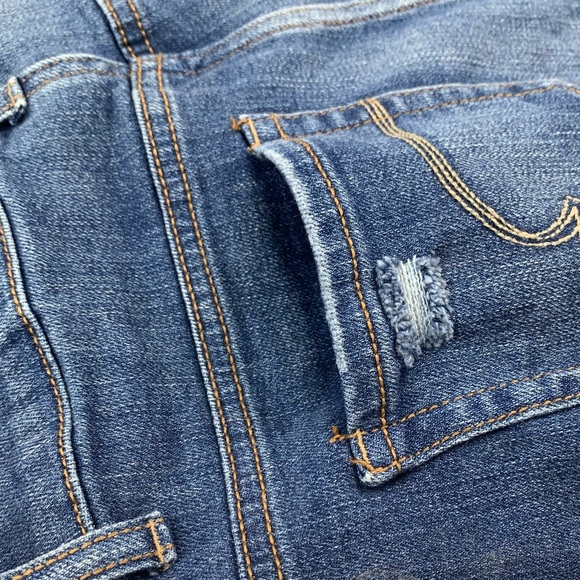 Jean Shorts Stretch Mid Rise, Juniors 6 - Picture 9 of 11